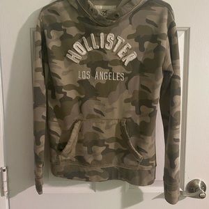 camo hollister hoodie